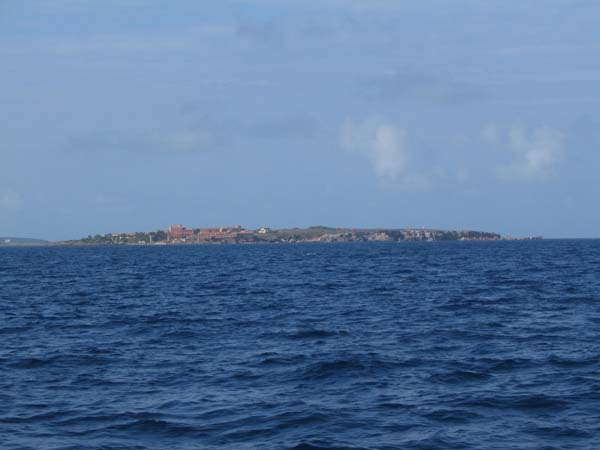 39 Arrivee sur l'ile de San Pietro