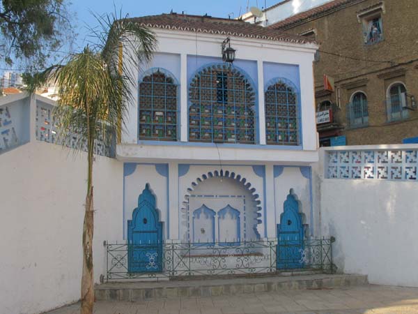 06 CHEFCHAOUEN Moucharabiee